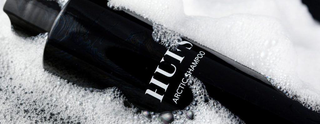 HUFS Arctic Shampoo in weißem Schaum – Produktfoto.